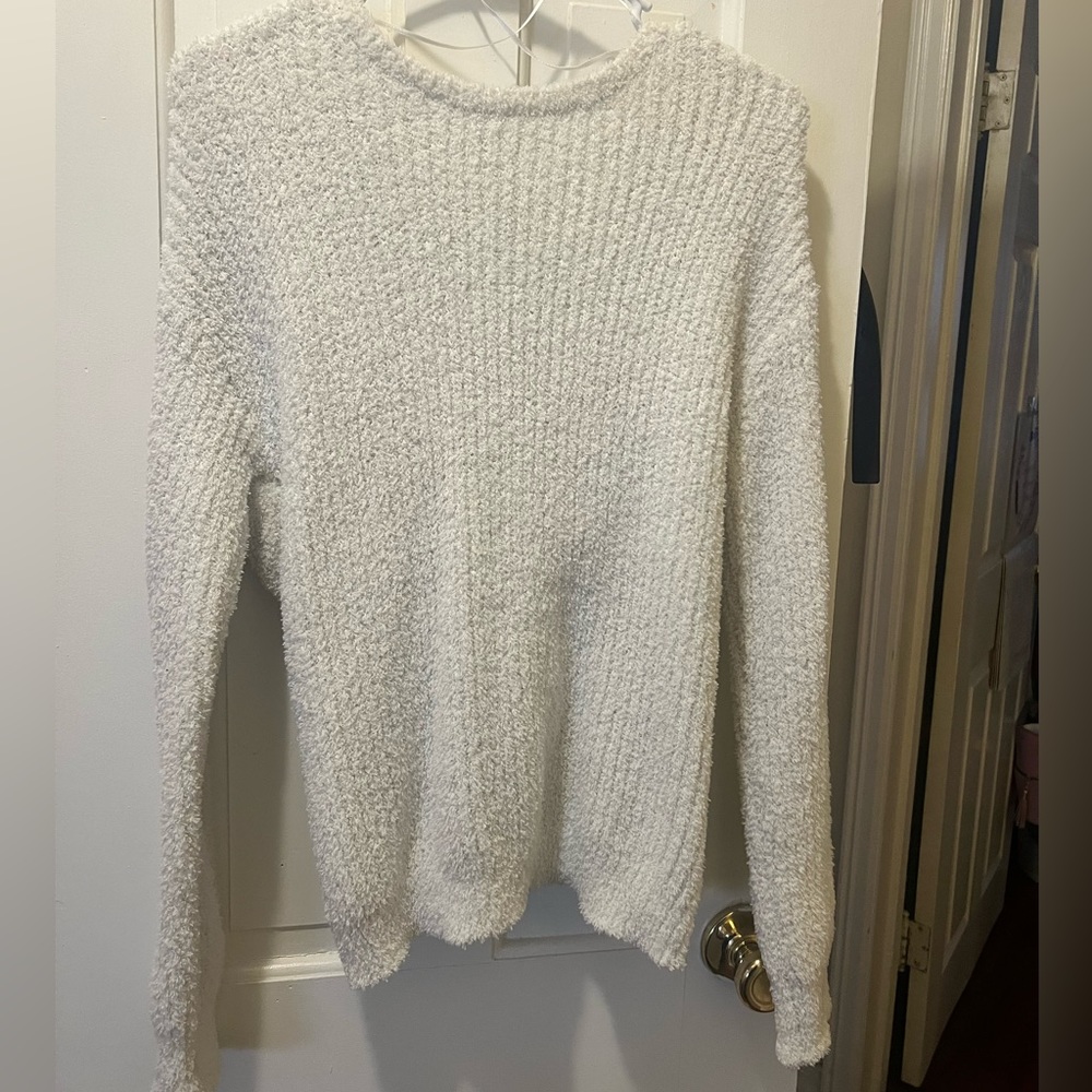 LOVE! This sweater